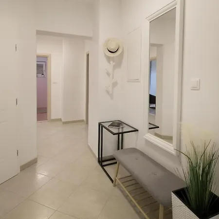 Fiorentini Ciovo With A Seaview And Outside Pool - 1 * Trogir