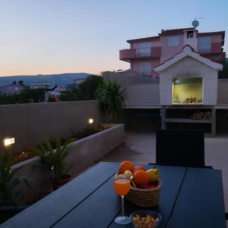 Fiorentini Ciovo With A Seaview And Outside Pool - 1 *