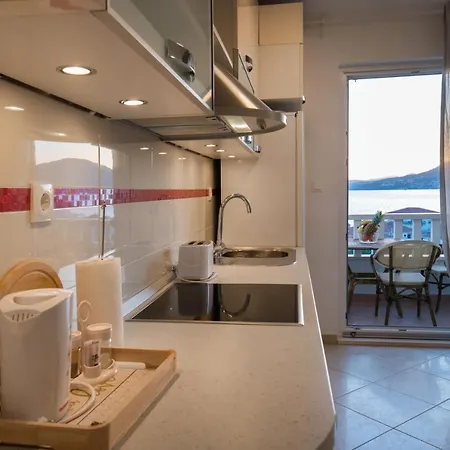 Apartment Fiorentini Ciovo With A Seaview And Outside Pool - 1 *